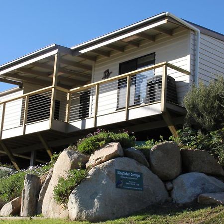 Kingfisher Cottage Beachfront At The Binalong Bay Esterno foto