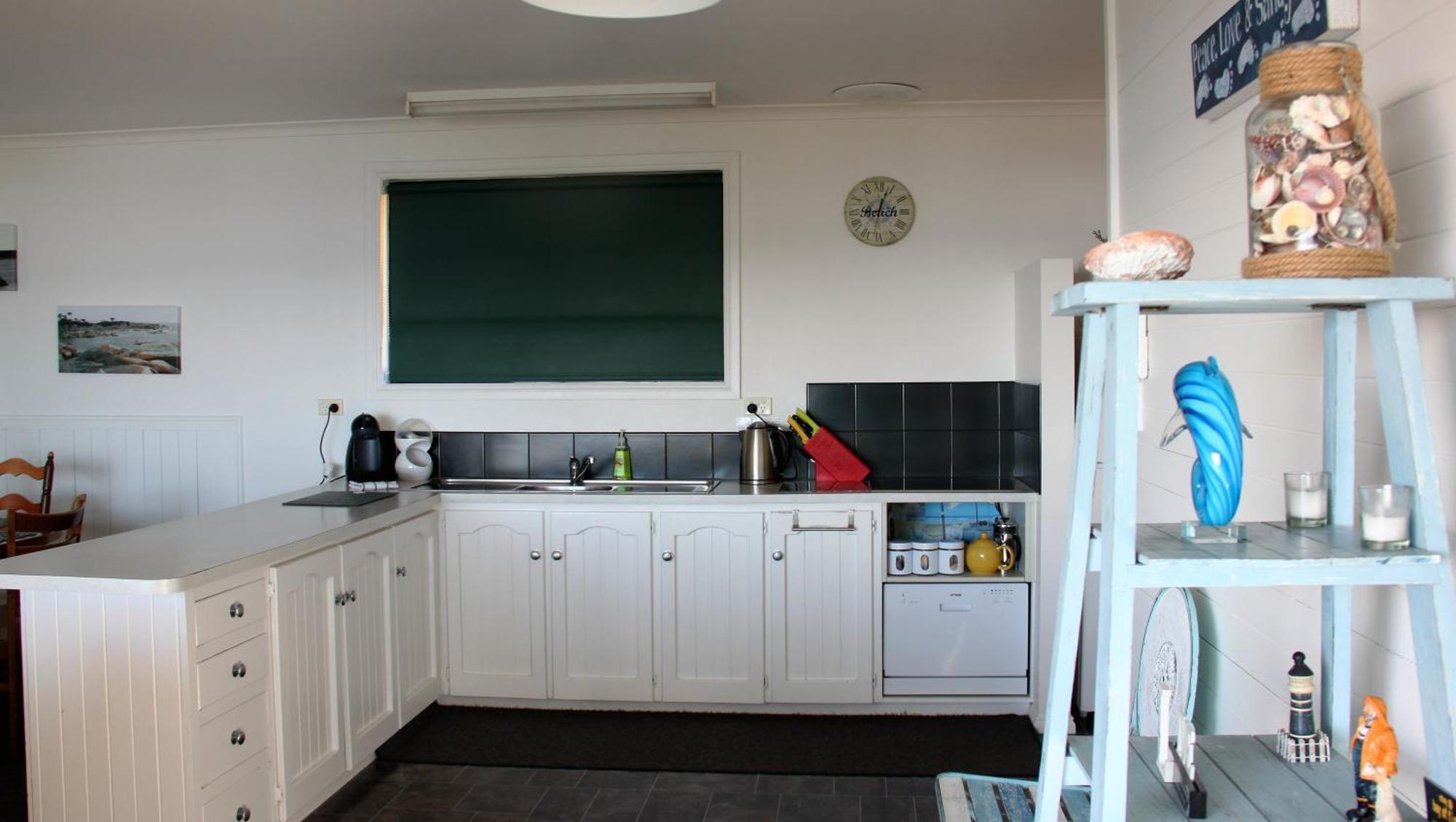 Kingfisher Cottage Beachfront At The Binalong Bay Esterno foto