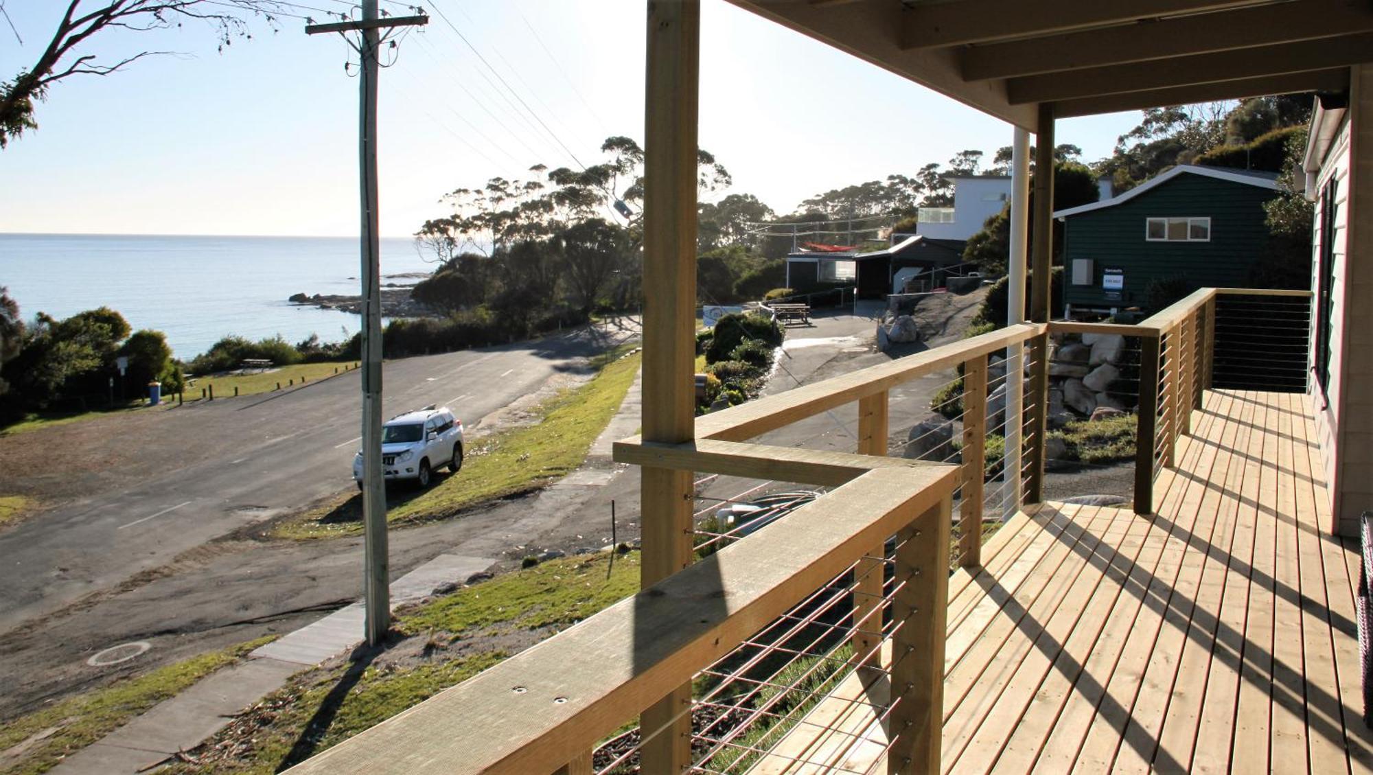 Kingfisher Cottage Beachfront At The Binalong Bay Esterno foto