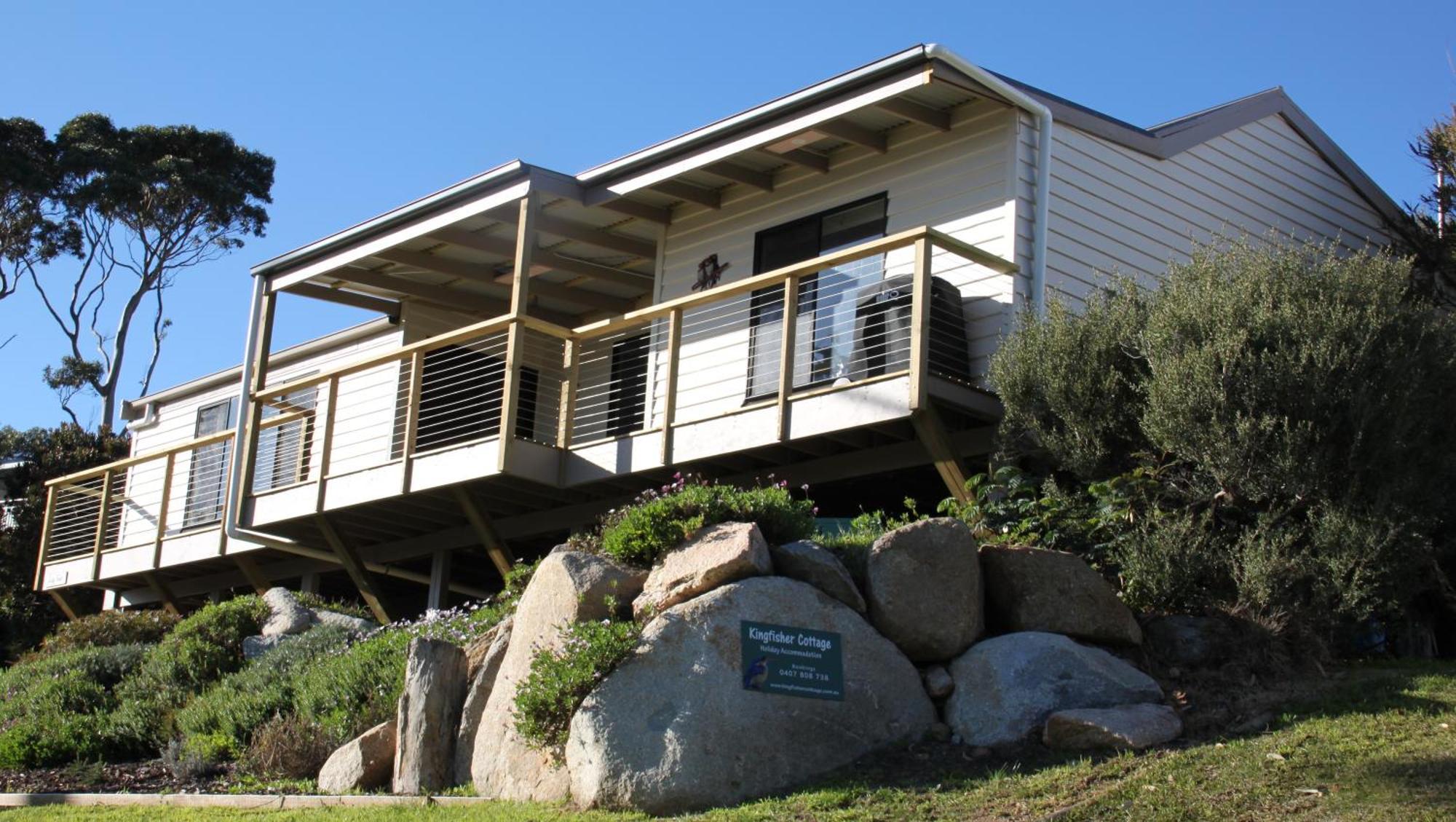 Kingfisher Cottage Beachfront At The Binalong Bay Esterno foto