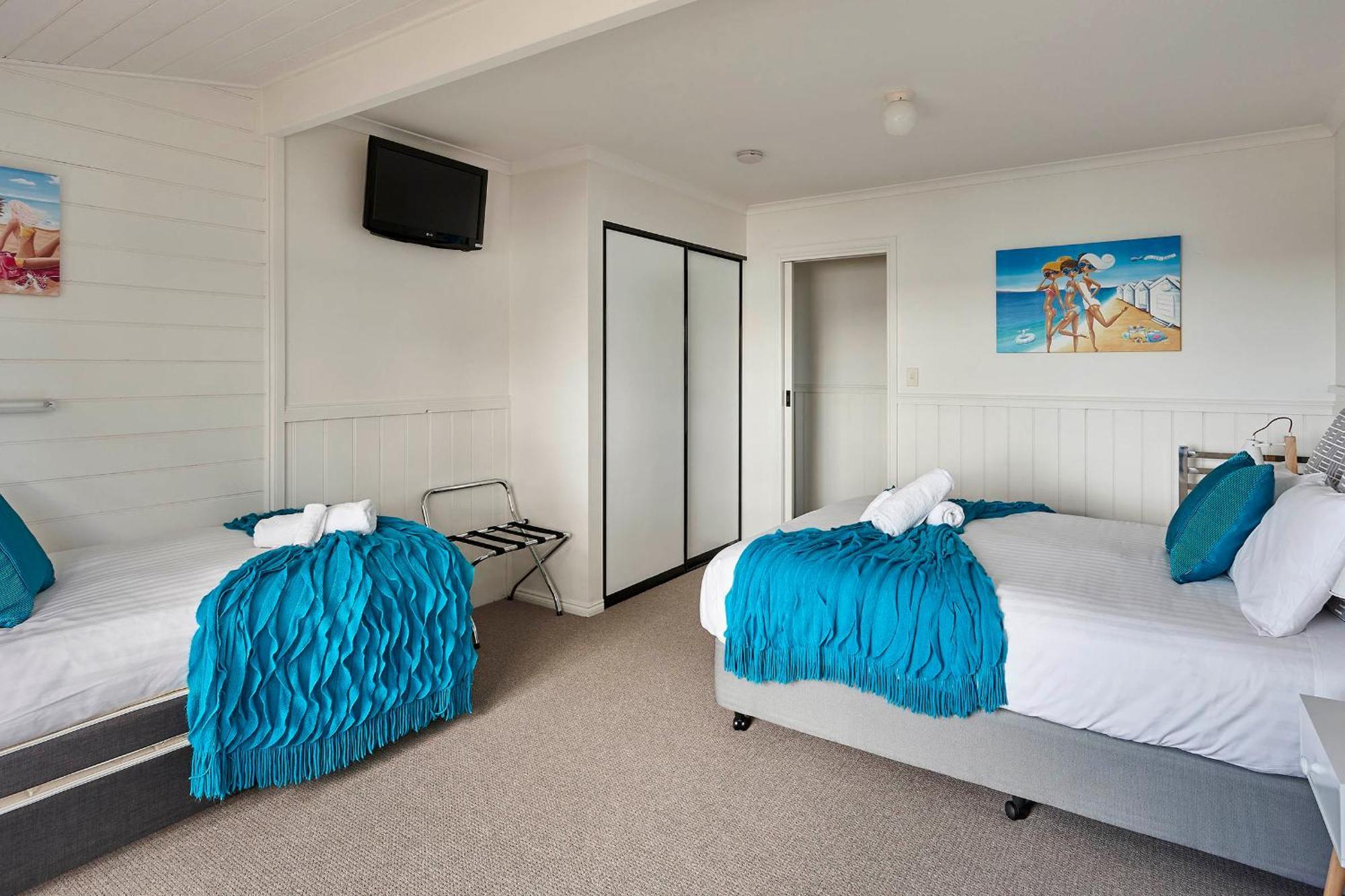 Kingfisher Cottage Beachfront At The Binalong Bay Esterno foto
